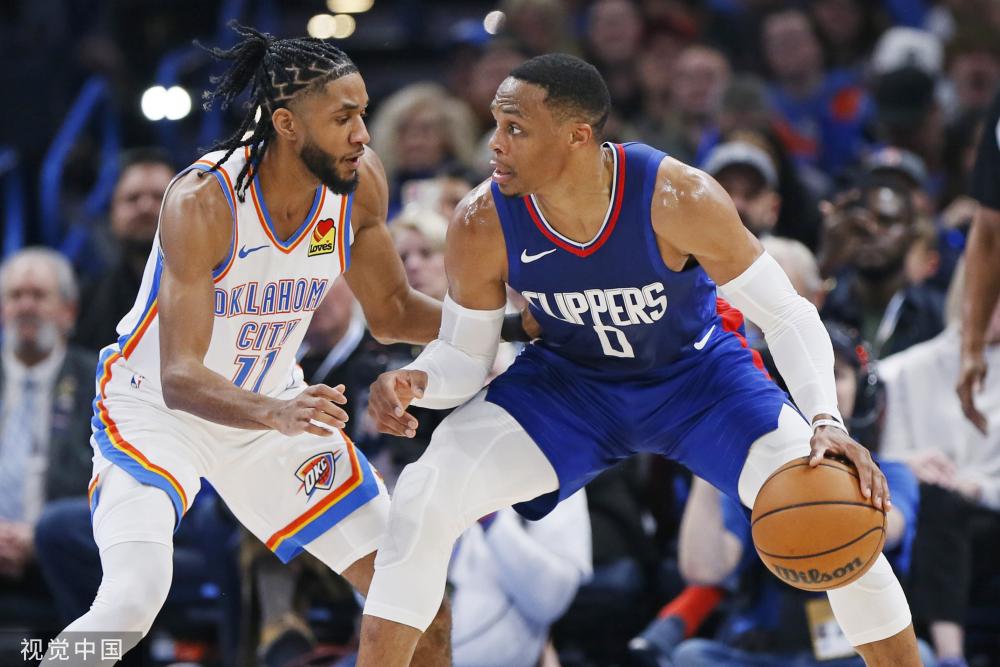 起伏不定 起伏不定