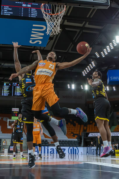 牵动着无数 牵动着无数