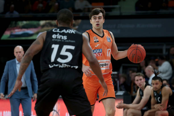 上午接受体 上午接受体